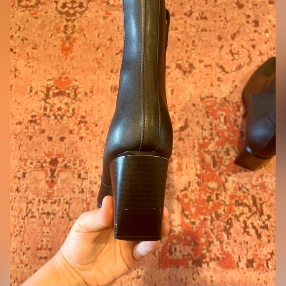 Kendall & Kylie Finigan Black Pointed Toe Ankle Booties, Size: 8, Vegan Leather - Picture 8 of 11